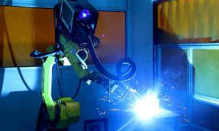 自动焊接机器人